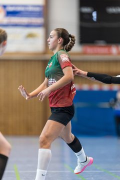 Bild 140 - wBJ HSG Kremperheide/Muensterdorf - HSG Joerl-Doppeleiche Vioel : Ergebnis: 34:23
